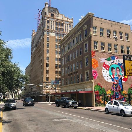 The Rialto Hotel Laredo Luaran gambar